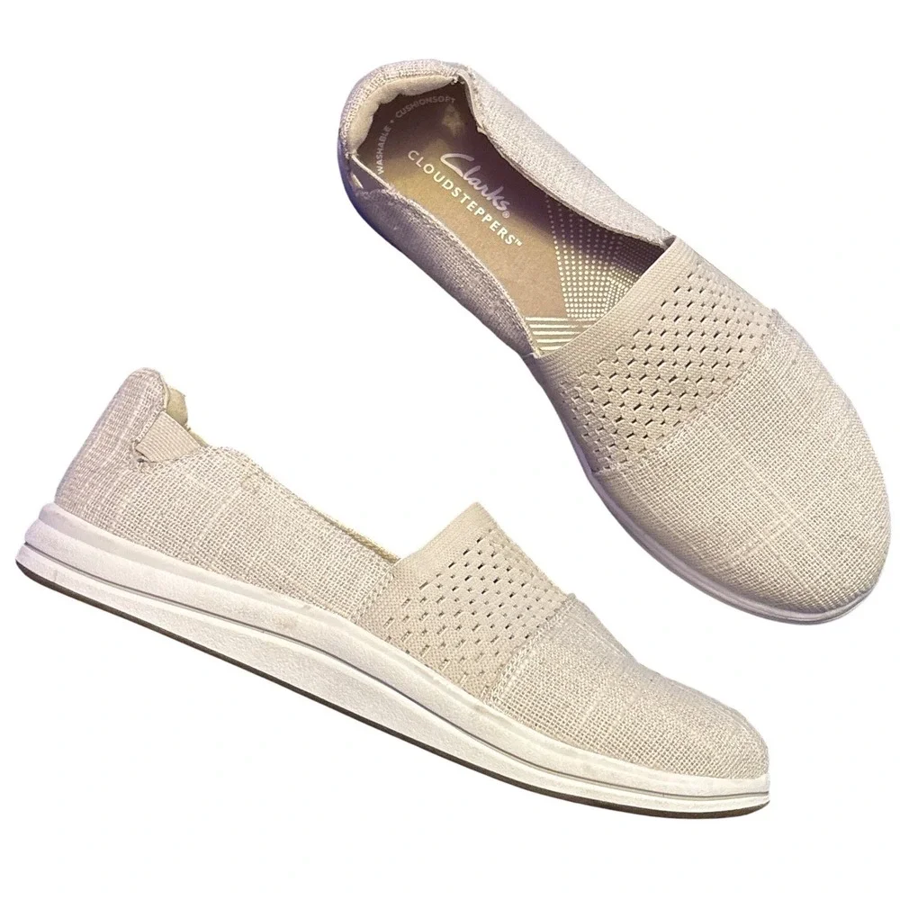 NEW Clarks Cloudsteppers Breeze Vibe Natural Beige Slip-On Shoes Women's 6.5